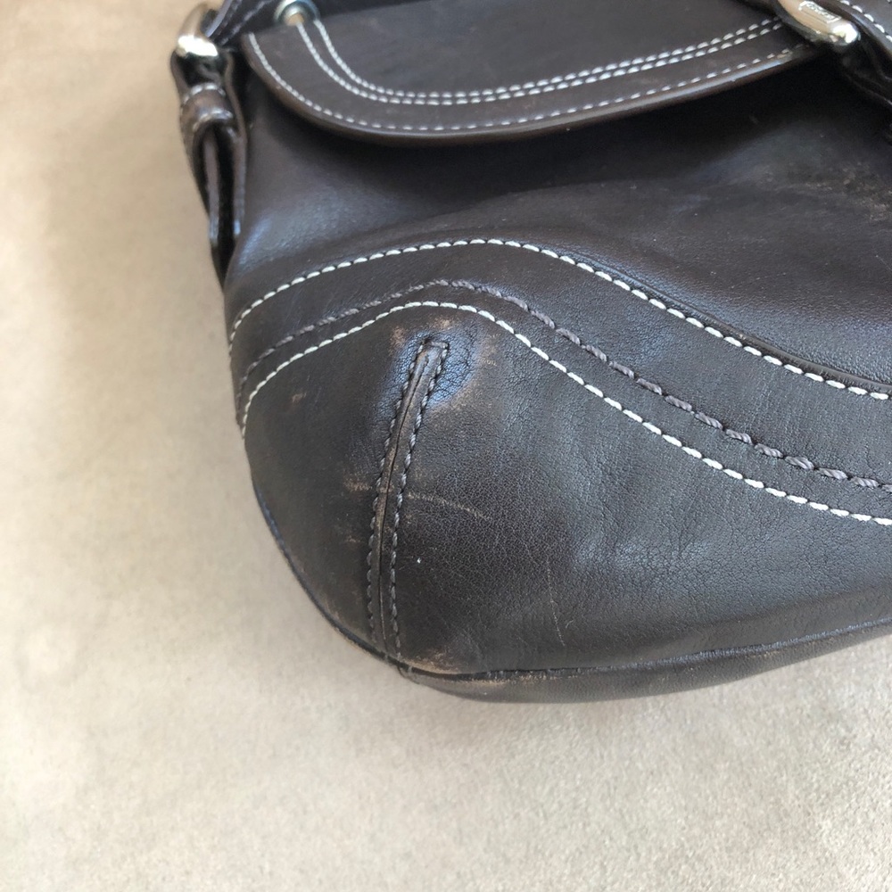 Authentic Coach - Picture 3 of 7